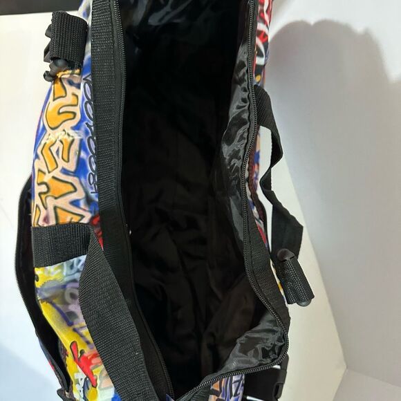 LUCAS graffiti Travel Duffle bags and small bag Set of 3 - Picture 12 of 16